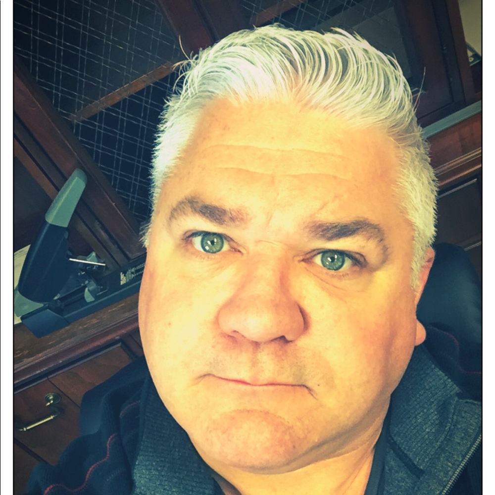 Meet your Posher, Jason